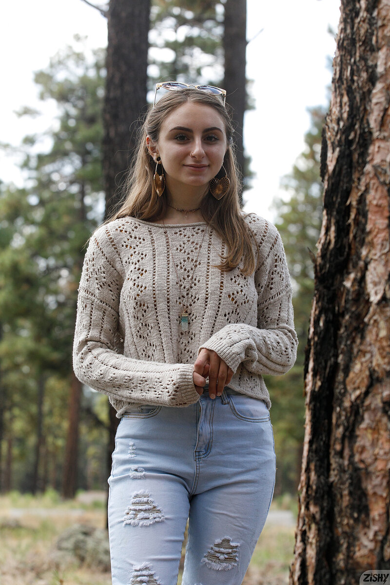 Аличка, 25